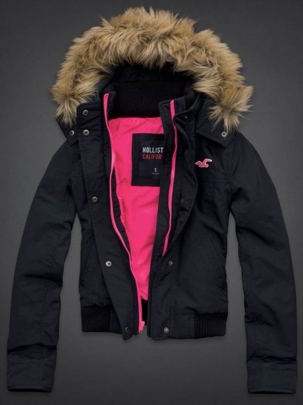 Y2k era 2000s Hollister Black Puffer Jacket with Pink Lining and Faux Fur Hood